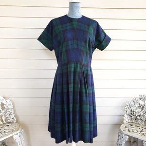 Vintage 50s/60s Union Label Blue/Green/black plaid cotton Dress with full skirt